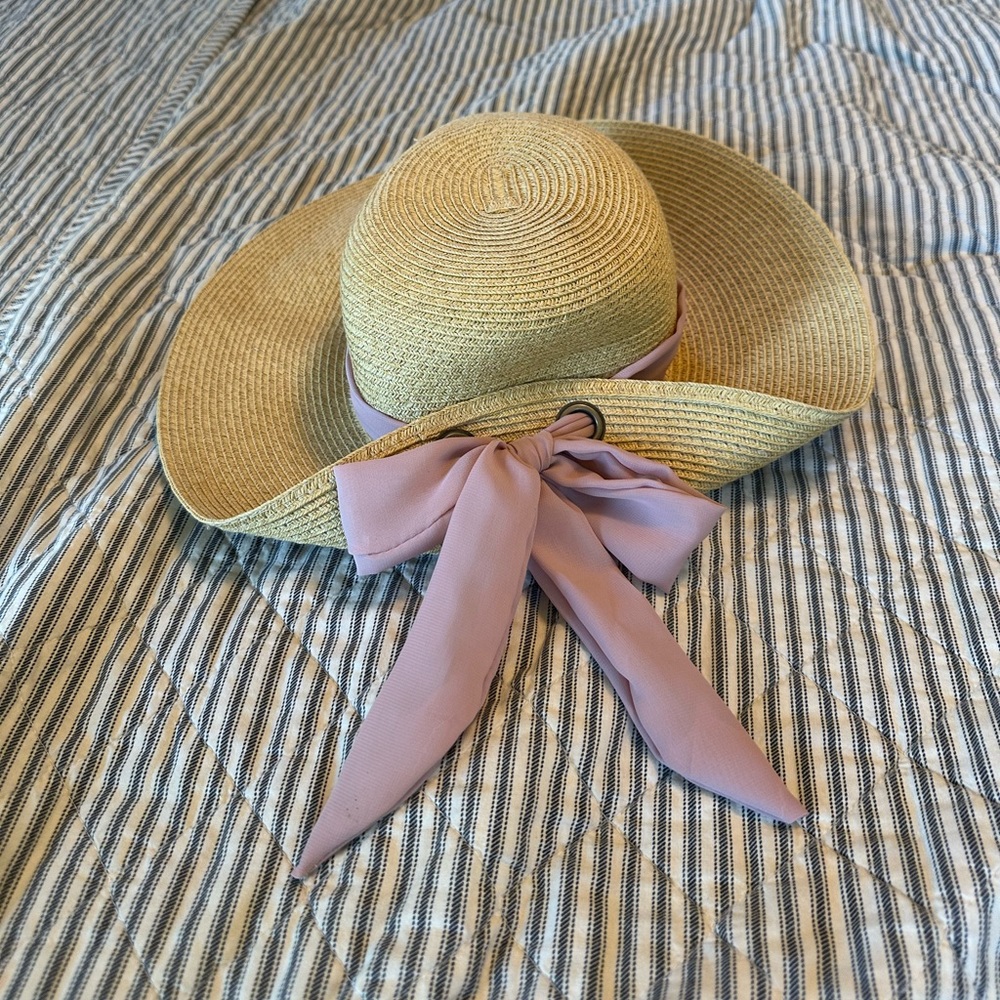 Nine West Wide Brim Straw Sun Hat with Pink Bow